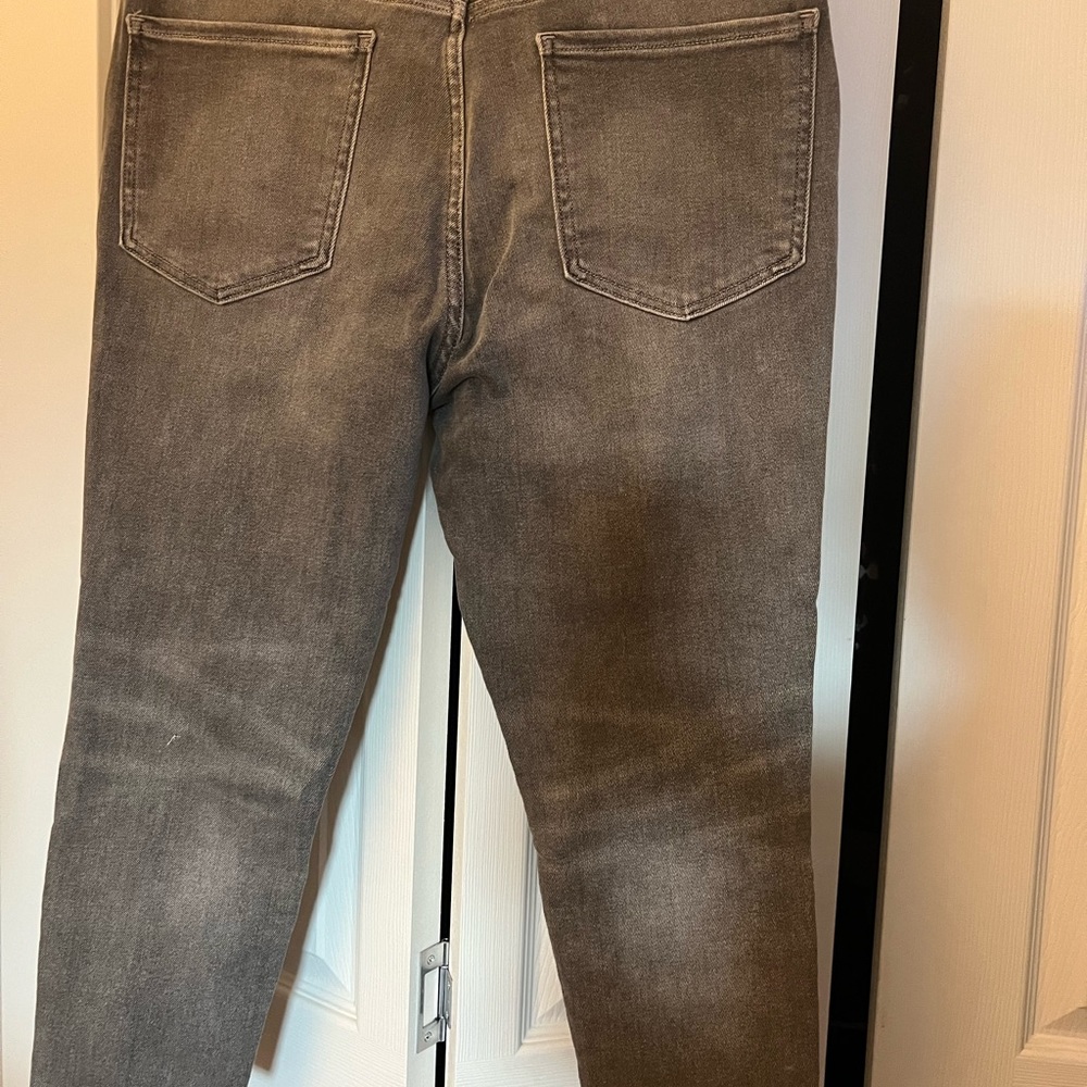 Express frayed gray capris